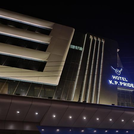 جالجاون Hotel K P Pride المظهر الخارجي الصورة