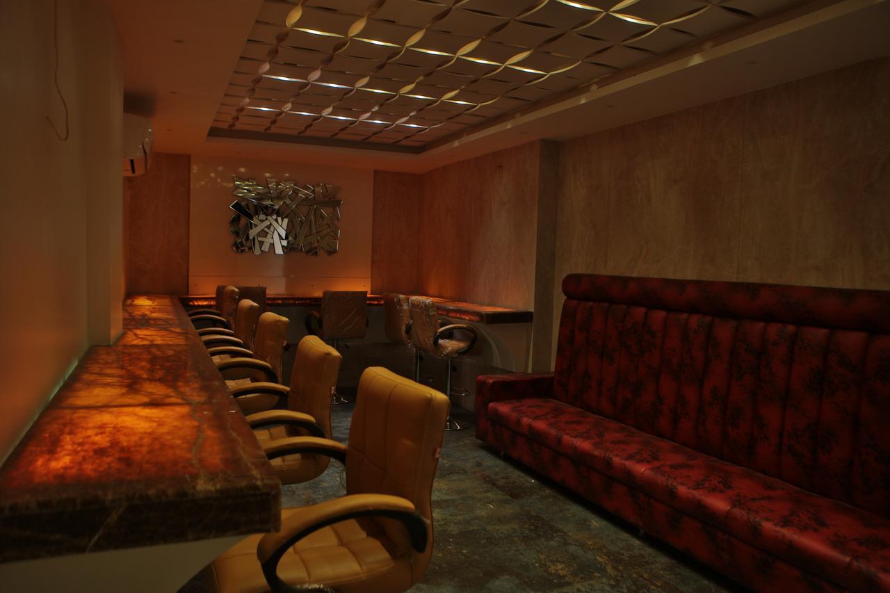 جالجاون Hotel K P Pride المظهر الخارجي الصورة